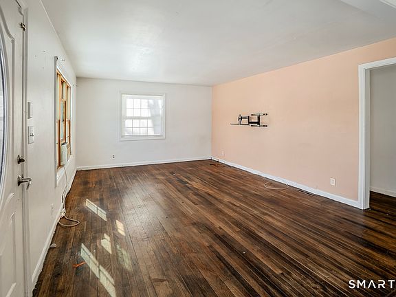 4th image of 31 Farmwood Road