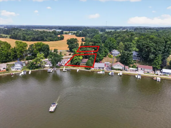 6695 Paradise Park, Saranac, MI 48881