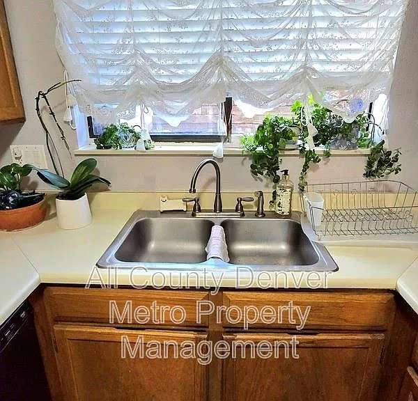 447 Wright St #118 — Photo 8