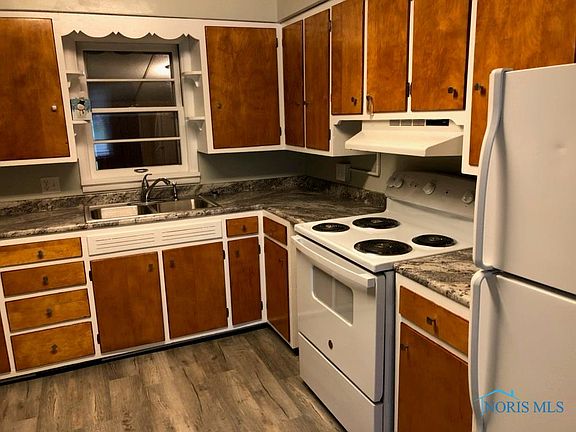 5th image of 404 Spencerville St