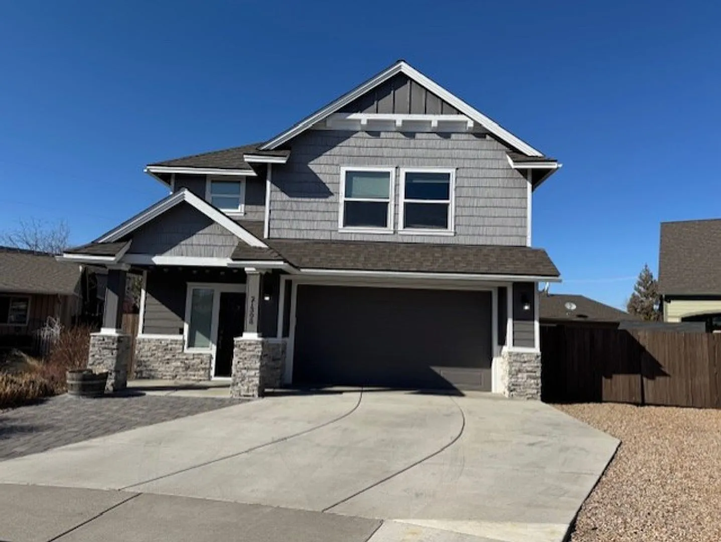 Large home close to hospital — Photo 1