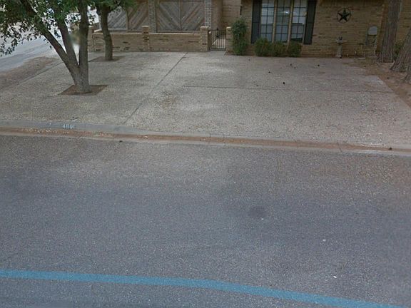 3rd image of 4601 Aspen Dr