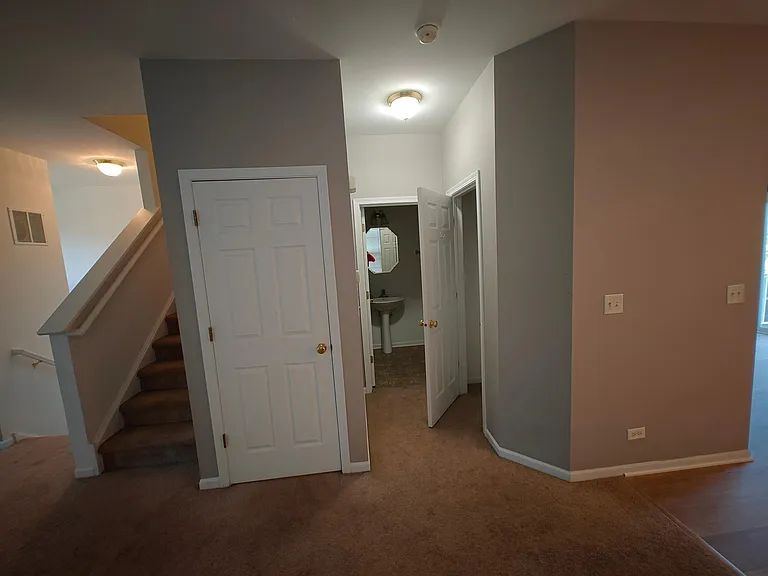 173 Willey St — Photo 6