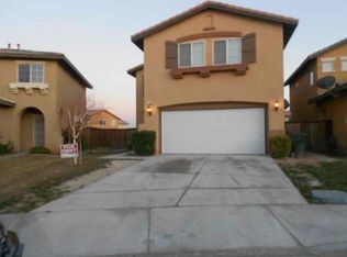 14353 Castle Peaks St, Victorville, CA 92394