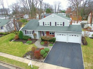 19 Norton St, Edison, NJ 08820