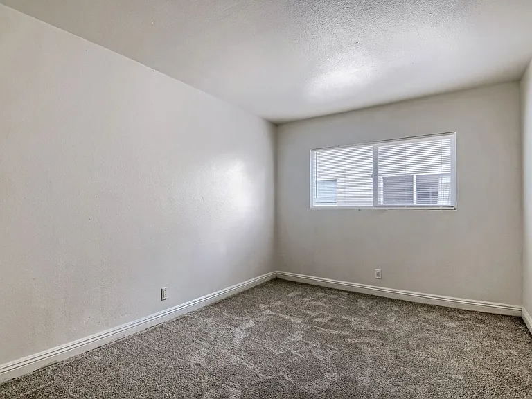 1806 N Decatur Blvd #203 — Photo 12