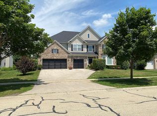1826 Heather St, Bolingbrook, IL 60490