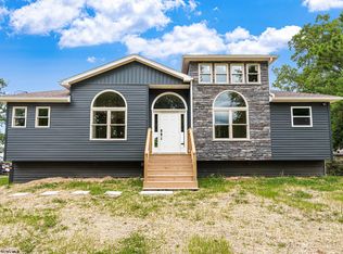 18 Melvin Fields Rd, Morgantown, WV 26508