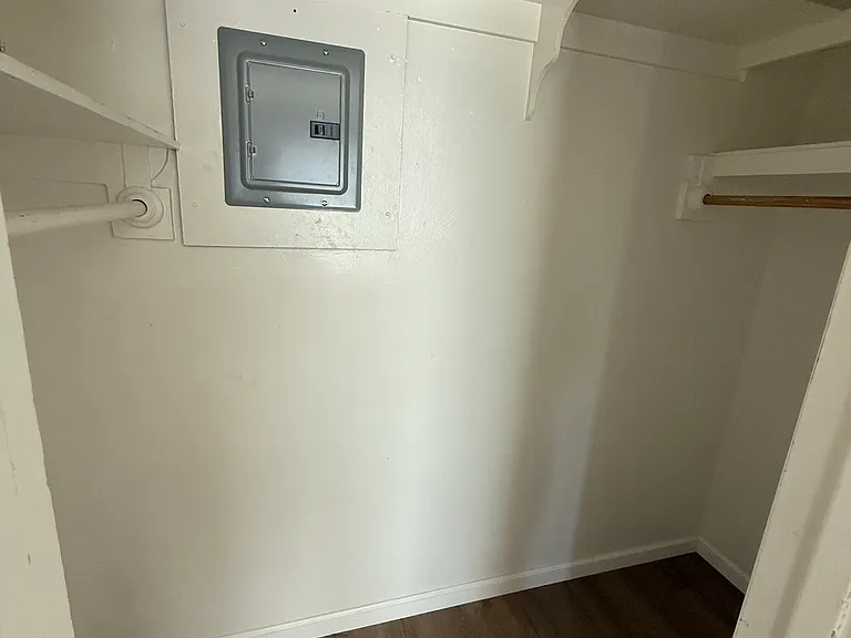 530 N San Joaquin St #10 — Photo 5