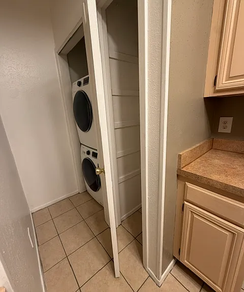 8601 Park Ln #422 — Photo 16