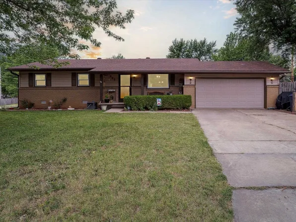 525 N Jones St, El Dorado, KS 67042