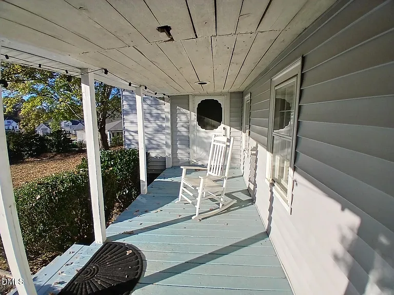 1920 Kelly Rd — Photo 43