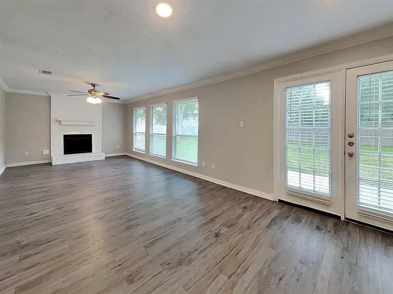 15506 Swan Creek Dr — Photo 4