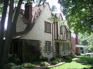 49 Overbrook Pkwy, Wynnewood, PA 19096