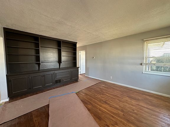 2nd image of 1717 W 12th St