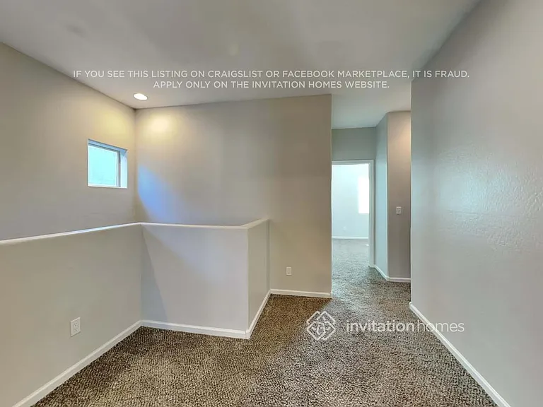1840 W Pollack St — Photo 8