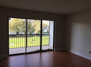 1228 Pine Ridge Cir, Sanford, FL 32773