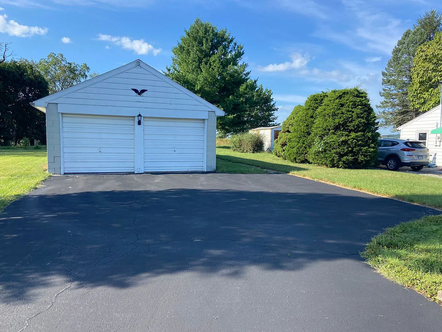 Single Family Home in Codorus Township — Photo 2