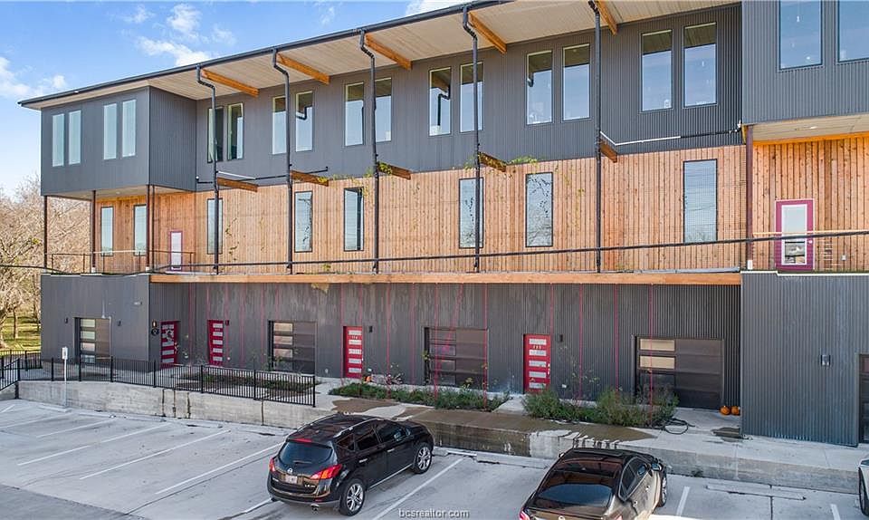 1st image of 305 N Parker Ave Ste 113