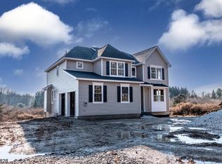 1 Shop Ln, Long Valley, NJ 07853