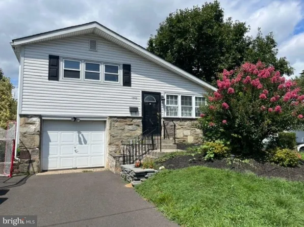 1392 Birchwood Ave, Abington, PA 19001