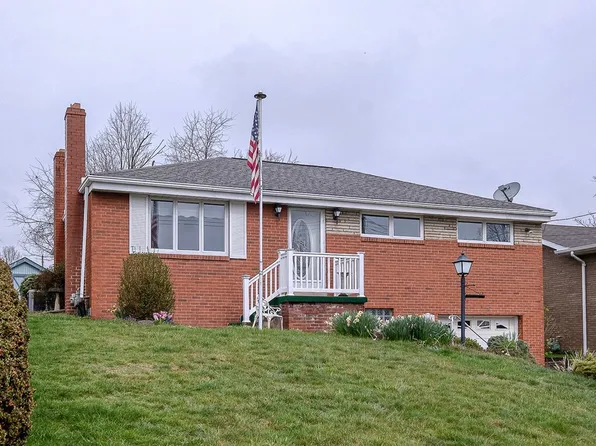 3485 Bench Dr, Pittsburgh, PA 15236