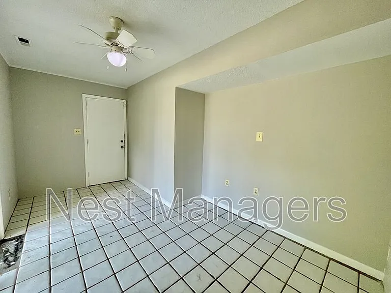 5651 Dodge Dr — Photo 18