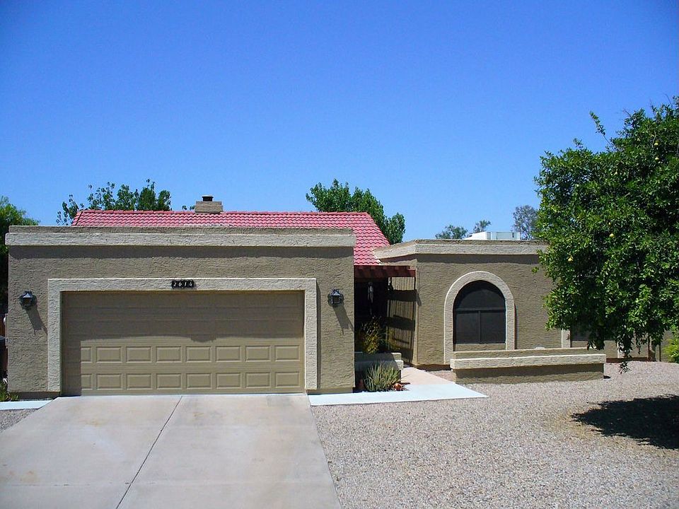 2614 E. Downing Cir. 85213