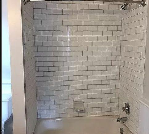 5th image of 1311 Bainbridge St #B