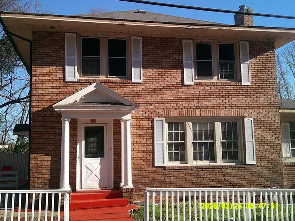 108 E Carroll St, Hickman, KY 42050