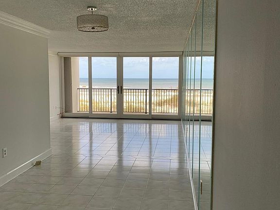 5th image of 2100 Ocean Dr S