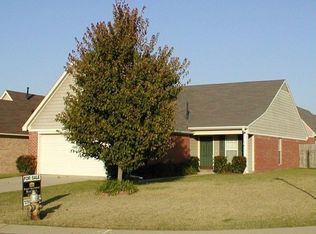 5288 Russell Dr, Southaven, MS 38671