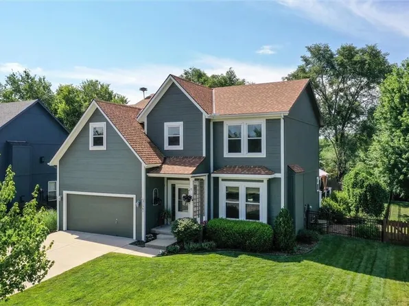 21367 W 120th St, Olathe, KS 66061