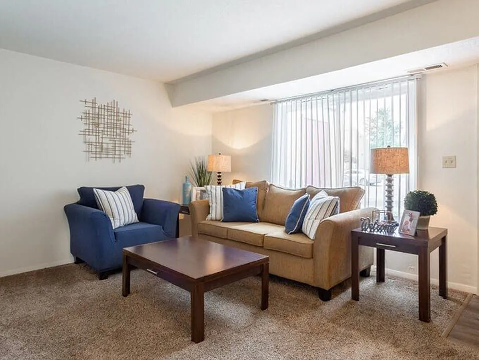 Indian Springs Apartments — Photo 2