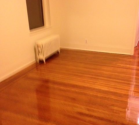 5th image of 3276 32nd St APT 4A