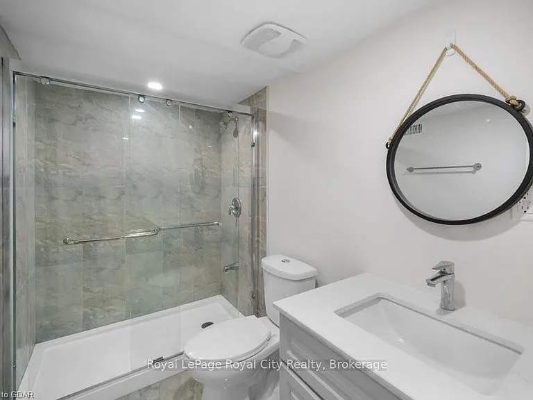 78 Couling Cres — Photo 4