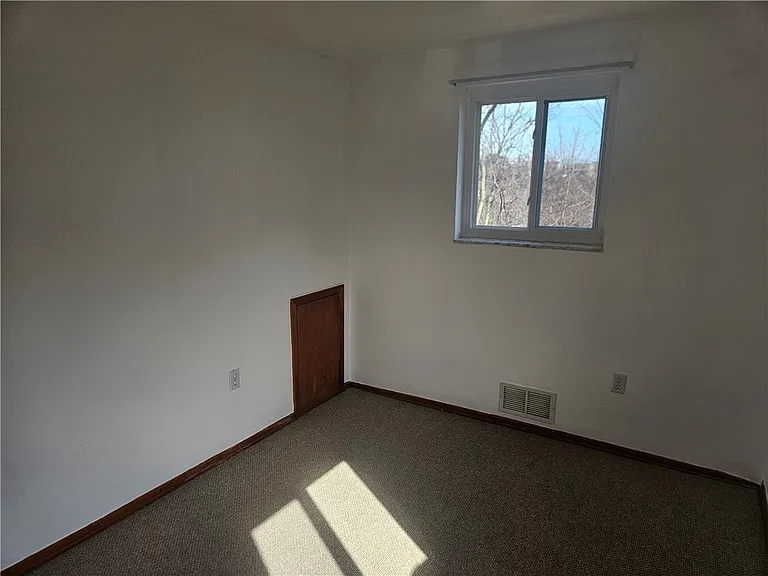 812 Westbury Rd #B — Photo 15