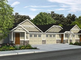 20326 Shire Ln, Bend, OR 97702