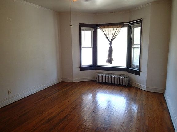 2nd image of 4751 S Forrestville Ave APT 2S