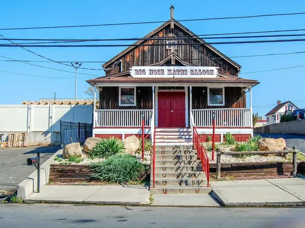 2484 Arthur Kill Rd, Staten Island, NY 10309