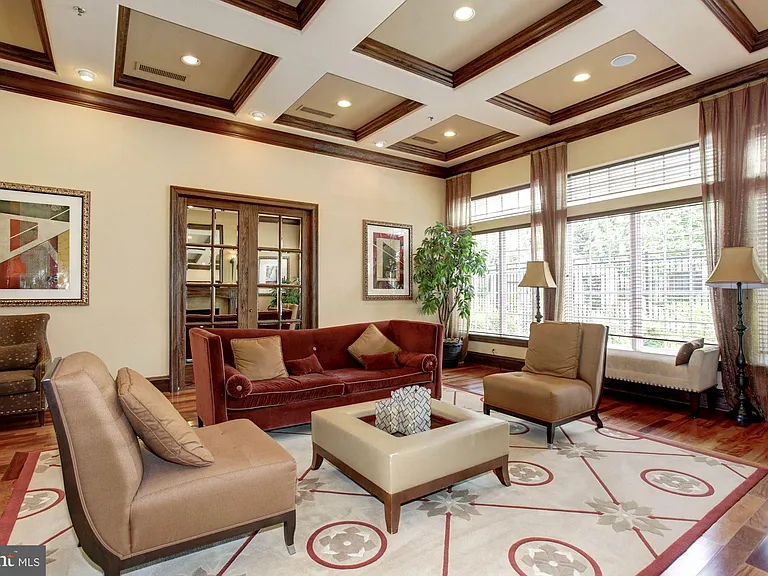 12909 Centre Park Cir #306 — Photo 22