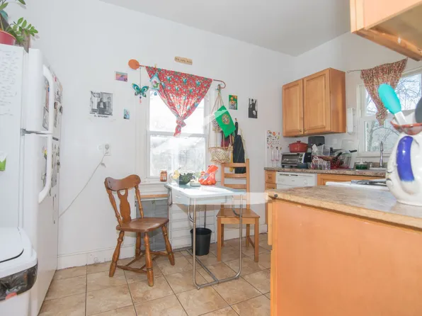 25 Pratt St, Boston, MA