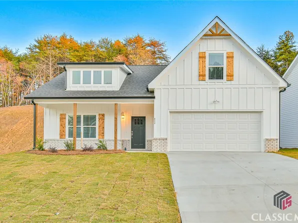 6587 River Station Drive, Lula, GA 30554