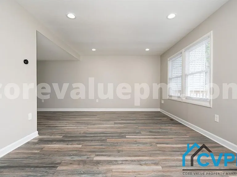 1617 Mount Airy Ct — Photo 9