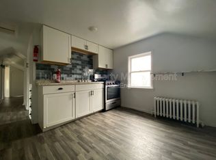 415-417 W Oak St, Kalamazoo, MI