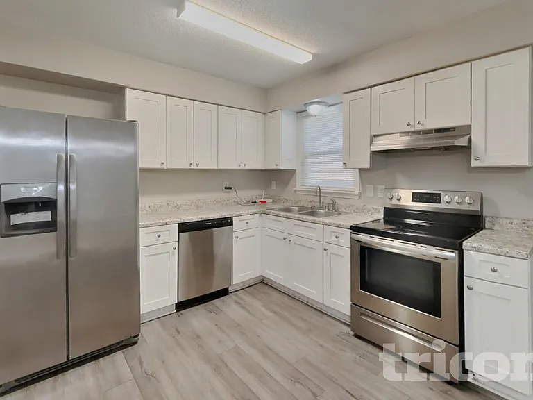 4205 Traders Dock Ct — Photo 6