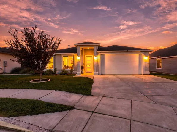 4413 Village View St, Richland, WA 99352
