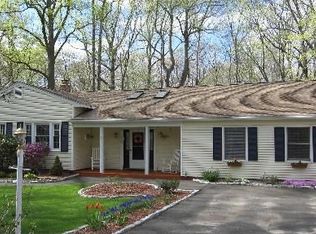 39 Alpha Ave, Guilford, CT 06437