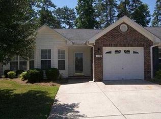 1828 Salem Bluff Dr, Winston Salem, NC 27127