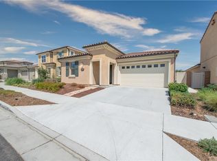 30640 Arrow Leaf Ln, Murrieta, CA 92563
